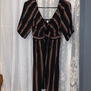 Very cute dress , size : xs (runs pretty big !)